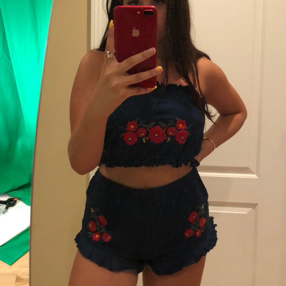 2 Piece Set - image 1